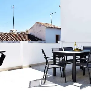 New Townhouse In The Heart Of With Jacuzzi Holiday home Nerja